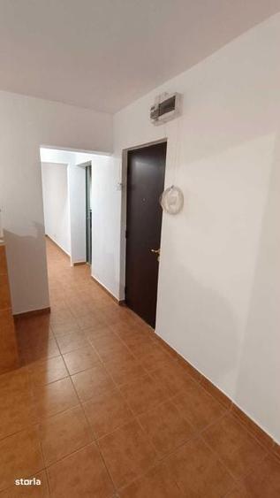 Proprietar inchiriez 4 camere Turda parter - 2