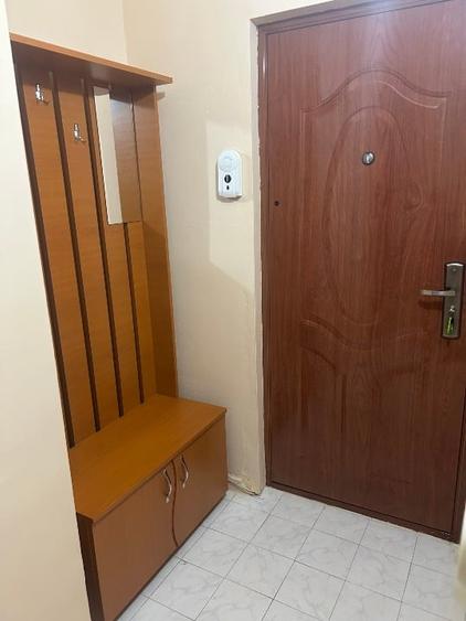 Închiriez garsonieră - 8