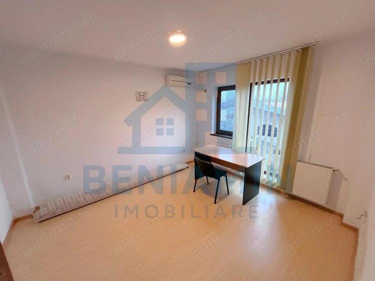 Apartament 3 camere decomandat etaj 1 an 2009 centrala parcare - 4