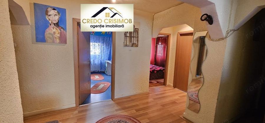 Vand apartament 4 cam cf 1 decomandat etajul 2 zona Micro 4 - 12