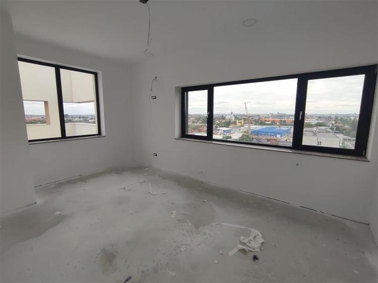 Apartament cu 2 camere semidecomandat în Vest