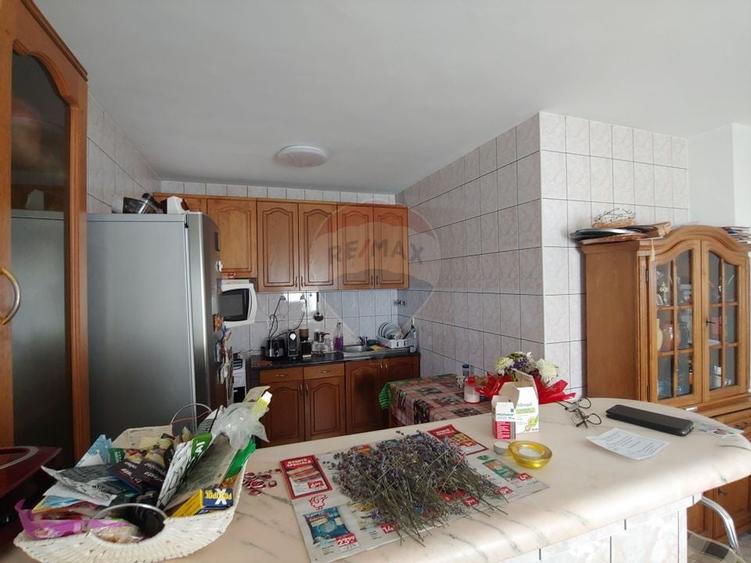 Casa / Vila de vanzare cu teren intravilan 1200 mp-Zvoristea, Suceava - 56