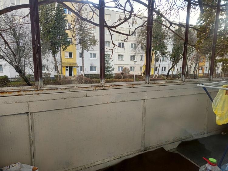 Apartament 4 camere, decomandat, etaj 1 din 4, cartierul Manastur - 12