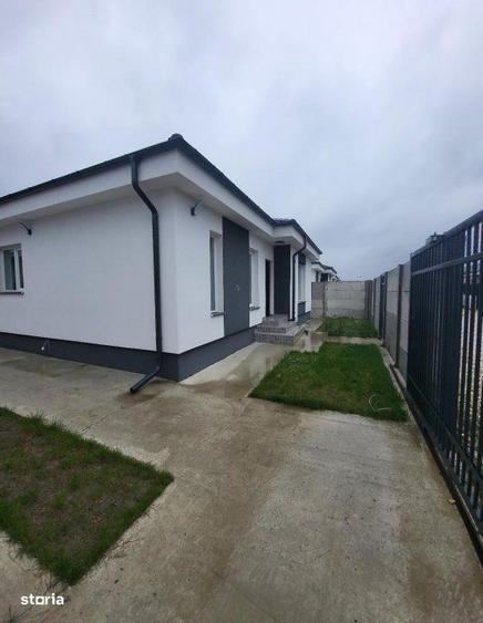 Casa moderna pe parter-zona linistita,ideala pentru familie - 2