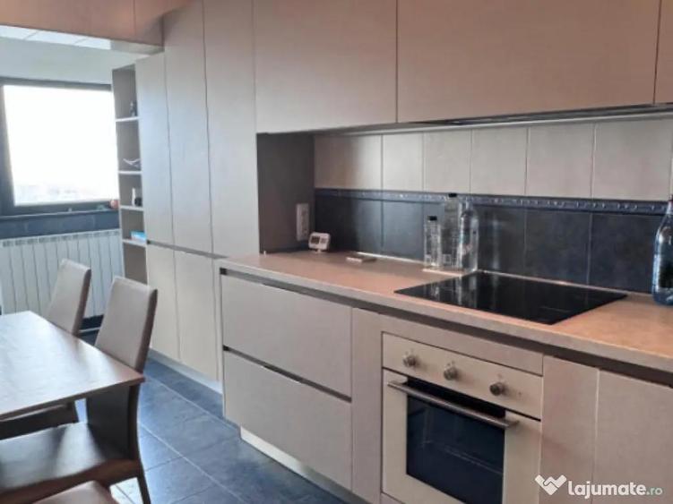 Apartament 3 camere decomandat, vedere spre mare, la 5 minut - 8