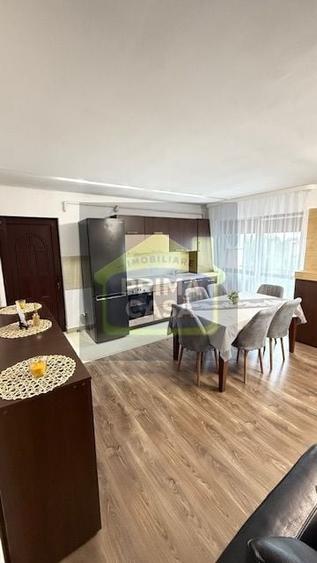Apartament cu 3 camere decomandat, mobilat în Săsar