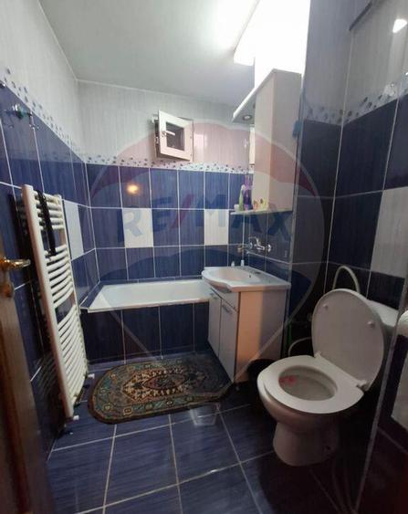 Apartament cu 3 camere de inchiriat in zona 1 Mai - 2