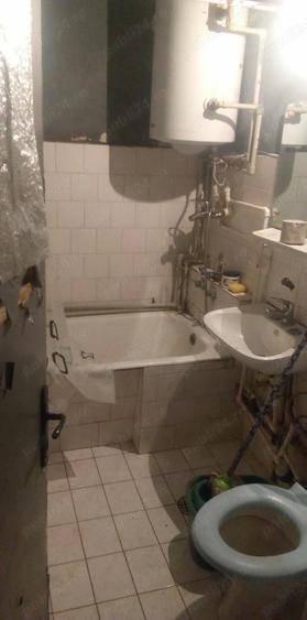Apartament 2 camere 51mp decomandat.parter.(Fara incalzire,baia trebuie modernizata.)35000 negociab - 5