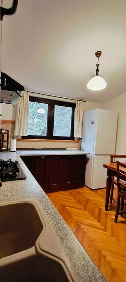Inchiriez apartament 2 camere, Centrul Istoric - str. Closca 25 - 2