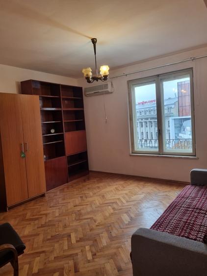 Piata Romana- rond - 2