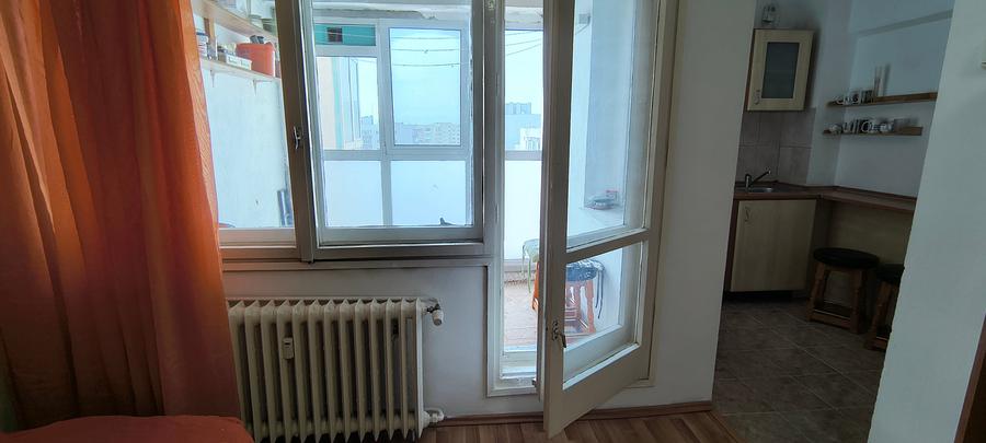 Garsonieră de vânzare Titan Piața Miniș - 5