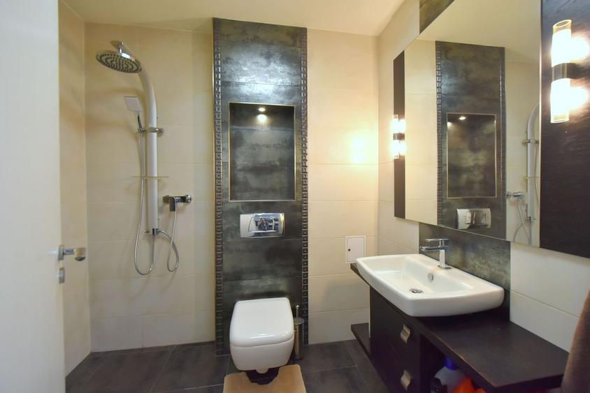 Casa cu garaj - zona Aradului - 21