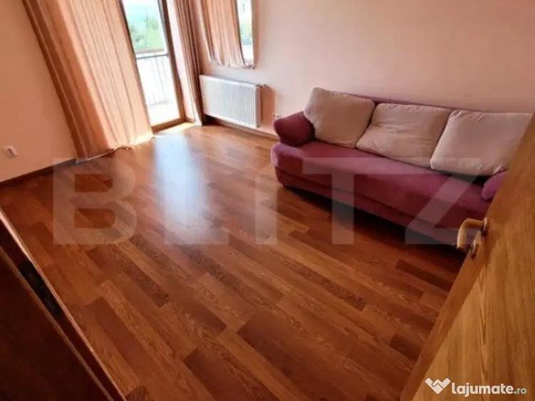 Casa indiaviduala cu 4 camere, 300 mp, curte 1000 mp, gara - 5