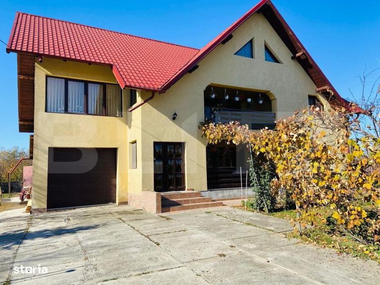 Vila Mitocu Dragomirnei, 286 mp utili, 6 camere, 25 ari teren - 10
