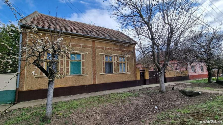 Casa de vanzare Mailat - 3000mp teren - 7