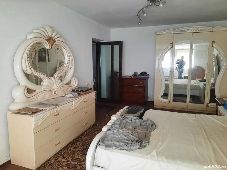 De Vanzare Apartament - 2