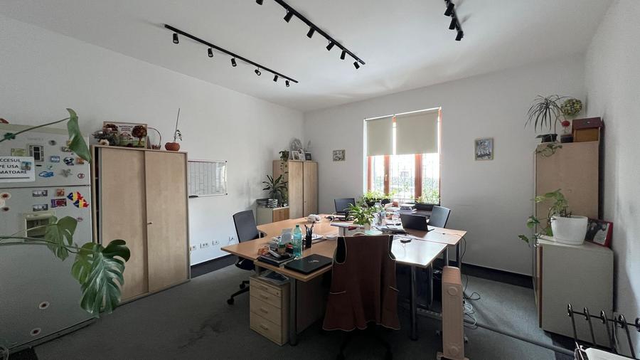 Vilă de Prestigiul în Inima Cartierului Cotroceni – Strada Clunet - 1