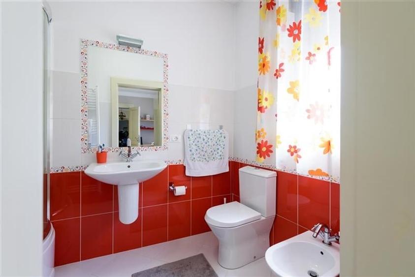 Proprietate nobiliara, cu influente moderne, Prejmer, Brasov- rezidential/ comer - 32