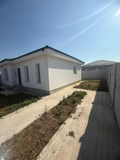 Case noi LA CHEIE ,Varteju,COMISION 0%, - 10