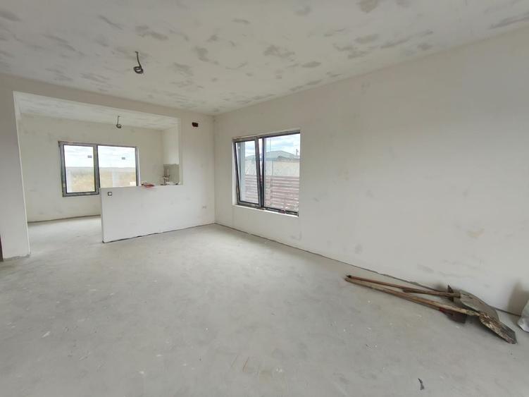 Casa pe parter, 3 camere, teren 349 mp - 2