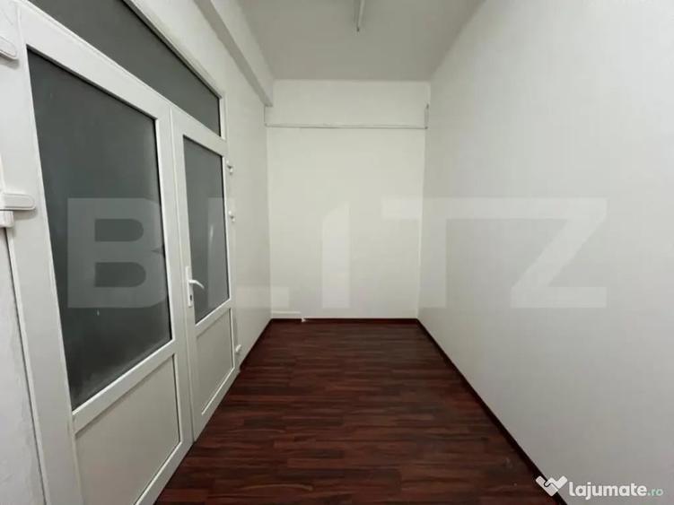 Spa?iu birou, 90 mp, zona Pia?a 1 Mai - 1