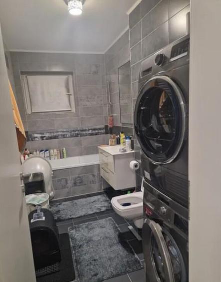 Apartament 2 camere, decomandat - zona Tractorul - 3