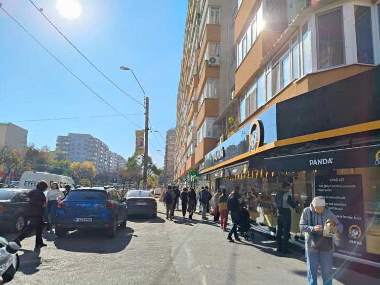 Vanzare spatiu stradal – 100 mp, vitrina 8 ml, Rahova - 1