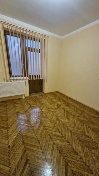 Inchiriez spa?iu birou - 4