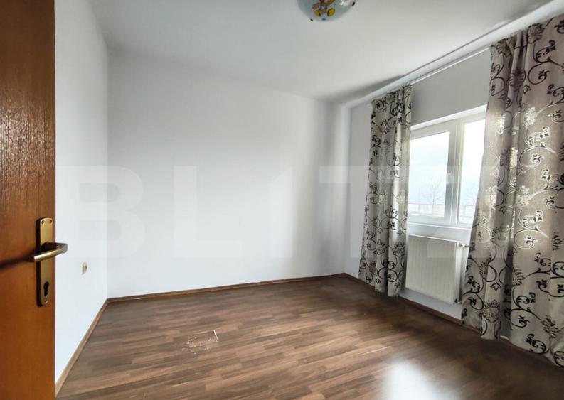 Casa 110 mp utili, curte proprie fata/spate, 2 niveluri, Car - 3