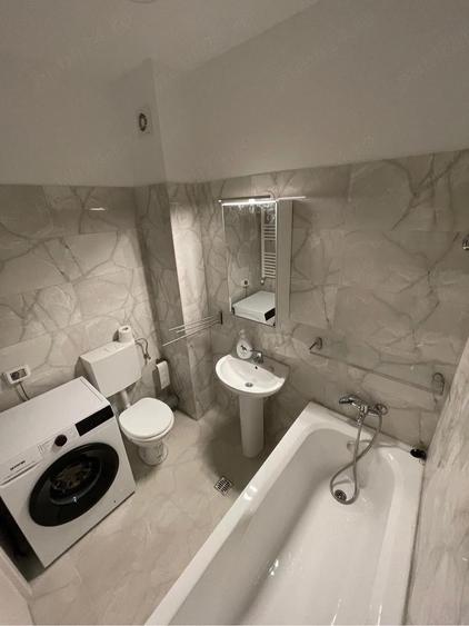 Inchiriere Garsoniera Militari Residence - 2