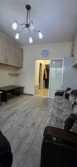 Vând garsoniera  - 1