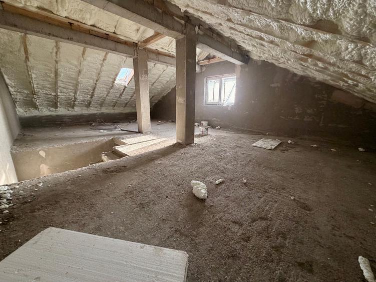 Casa noua P+1+M 6 cam. Util 164mp. Teren 250mp - 19