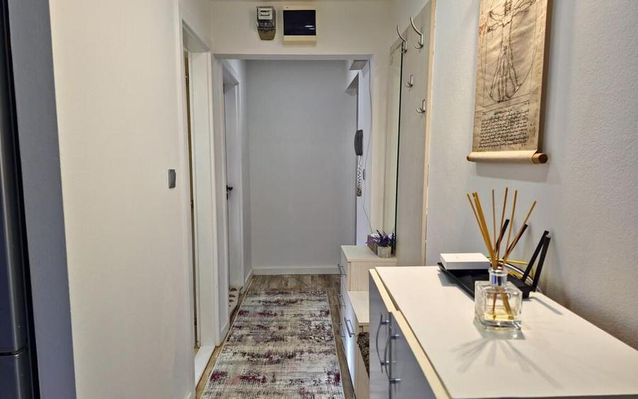 Simion Barnutiu - 3 Camere, 2 Bai, Etaj 3, Centrala Propr... - 1