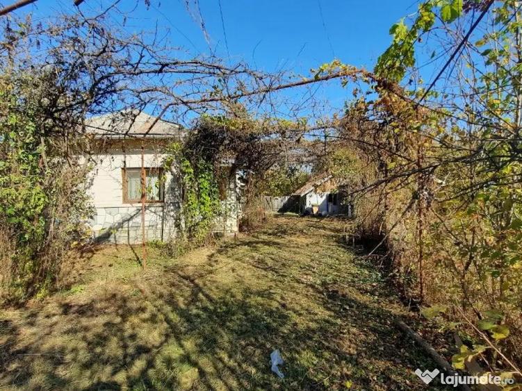 Vand proprietate in sat Brate?ti, com. ?irna, jud. Prahova - 2