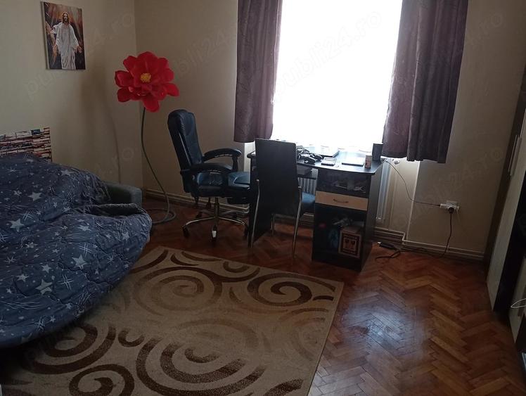 Casă cu 4 camere cu Teren 1000 Mp în Crihalma