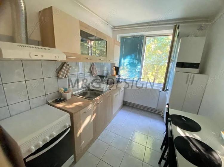 3 camere confort 1 etaj 3 zona Medicina CENTRALA PROPRIE - 4