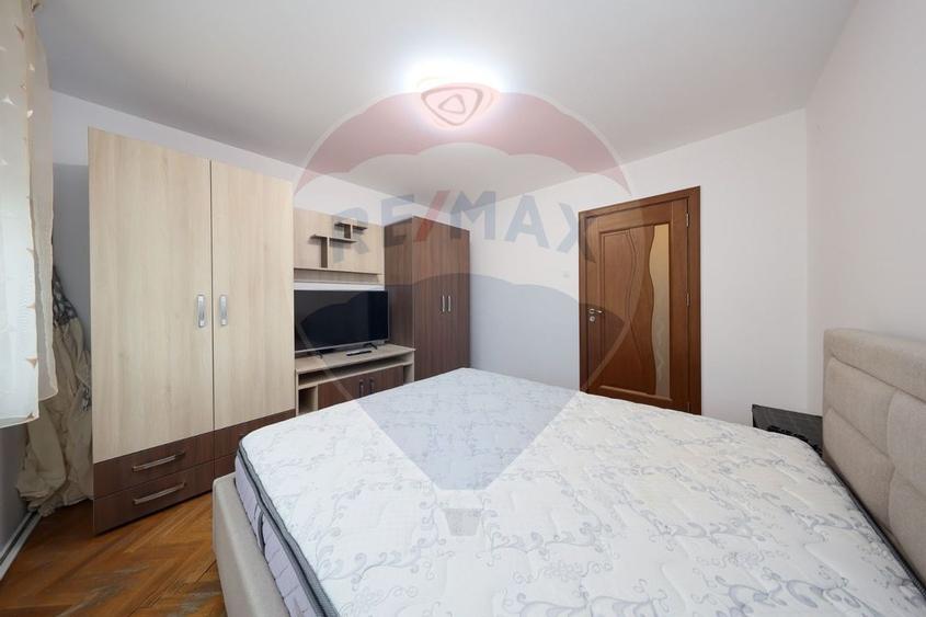 Apartament 73 mp utili, loc de parcare, mobilat modern, Paraului! - 25