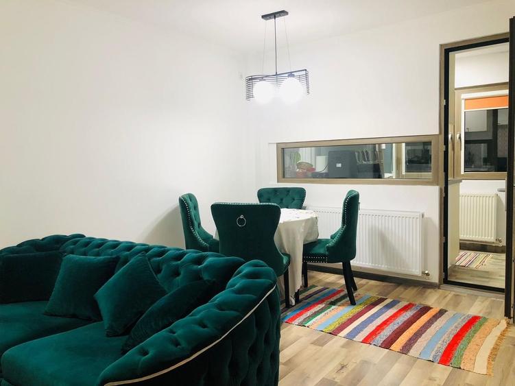 2 Camere, Mobilat/ Nemobilat, Renovat complet, Liber - 1