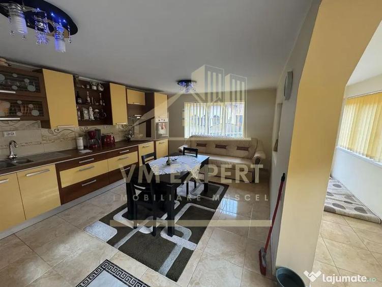 VILA 5 CAMERE, TEREN 600 MP, RUCAR - 3