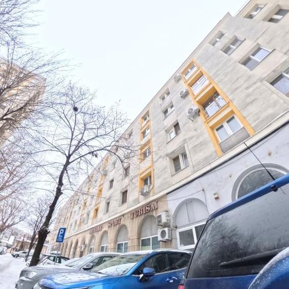 Muncii - Basarabia - Bloc mixt -Garsoniera cu boxa - etj 2 - 8