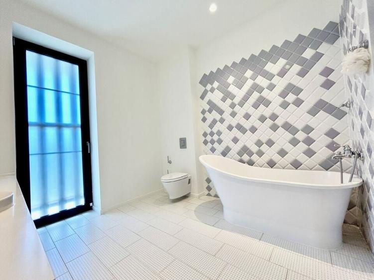 Villa with modern architecture, heated pool, 1000sqm yard, Iancu Nicolae area - 25