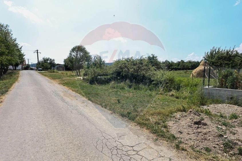 Teren cu priveliste Vulcan - 7