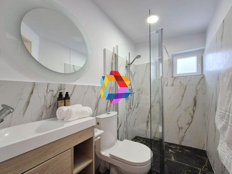 Casa de vânzare zona Centrală - 225 mp - 17