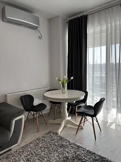 Apartament 3 camere-decomandat-parcare subteran-zona Trafic Greu - 1