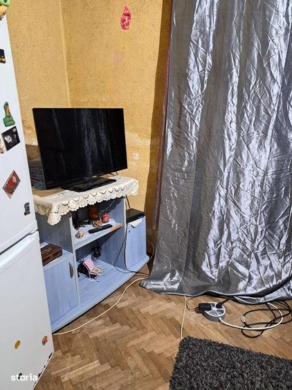 Apartament la casa cu 2 camere, bucatarie, baie, pe str. Primariei - 3