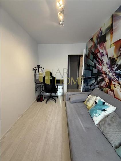 Apartament 3 camere, decomandat, Ploiesti, Democratiei/ Bd. Castanilor - 12