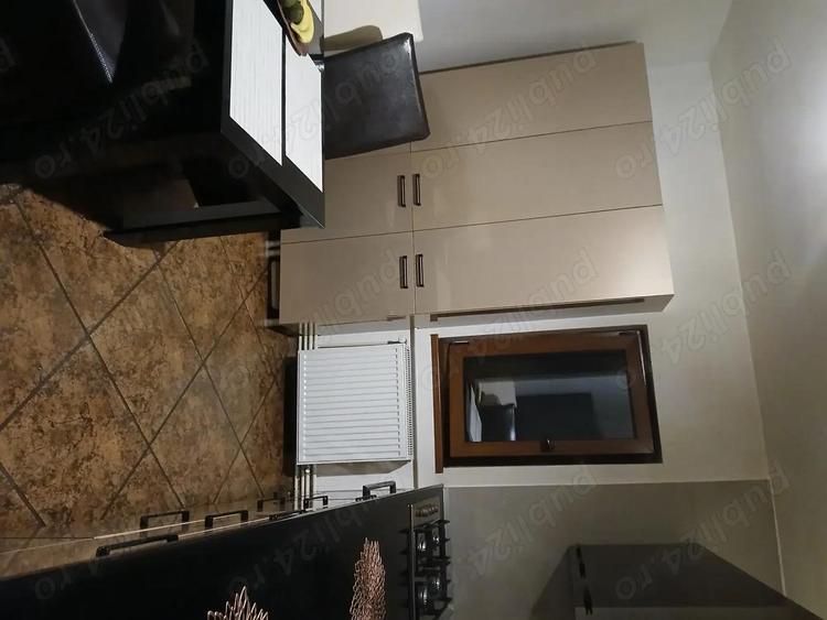 Vand apartament 4 camere,et 1din 4,micro 4,situat langa Parcul Siderurgistului. - 4
