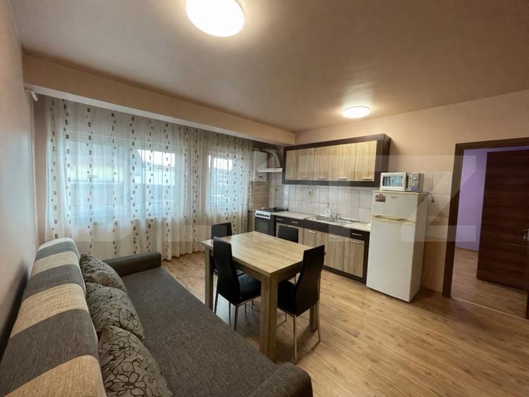 Apartament 2 camere, 43mp, zona Eroilor, cu parcare - 1