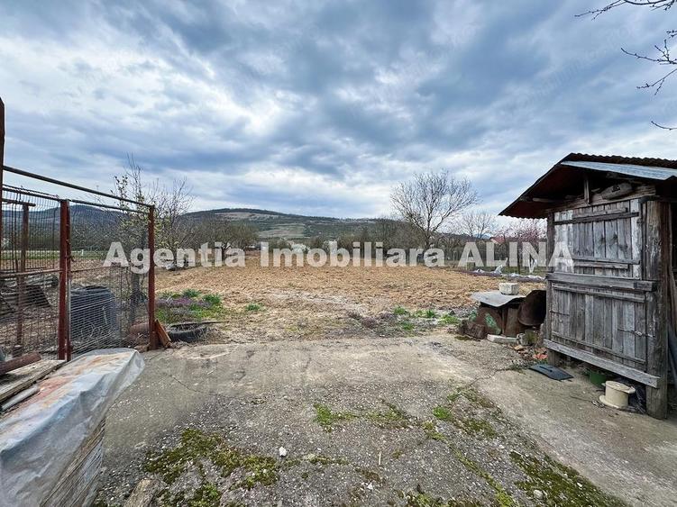 Casa si teren 2086 mp, in Satul Soimus din Comuna Soimus, Jud. Hunedoara, zona centrala. - 10