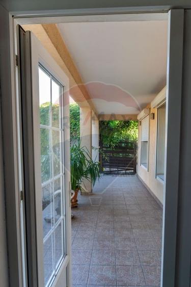 Casă / Vilă, 10 cam., potrivit azil batrani sau clinica - 32